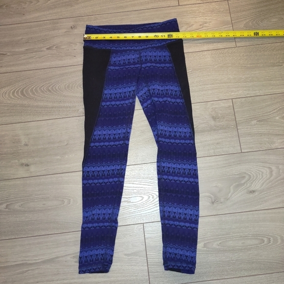 ALO yoga leggings - Picture 2 of 4